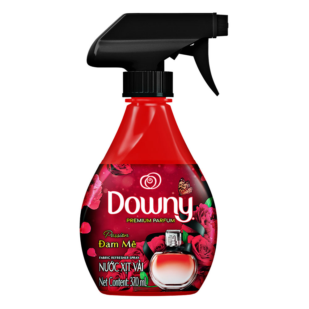 Xịt thơm quần áo Downy Đam mê chai 370ml