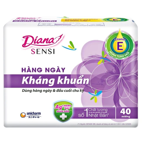 Băng vệ sinh Diana hàng ngày kháng khuẩn  40 miếng 