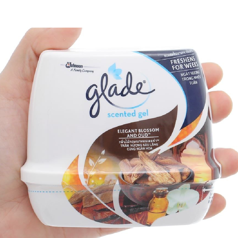 Sáp thơm  Glade hương trầm hương  180g