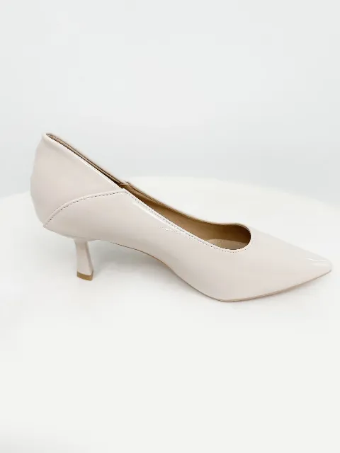 Giầy da nữ 7F A8616 kem N07 size39
