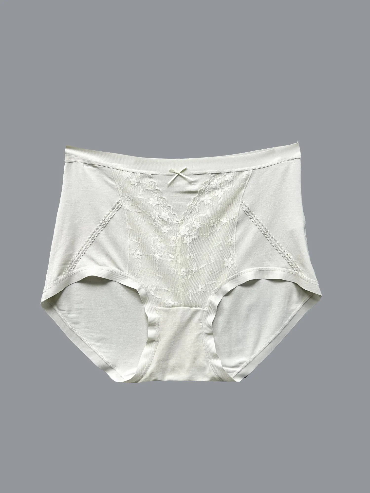 https://sieuthithanhdo.vn/images/products/thoi_trang/anhthoitranggoss/2025/thudong/thang12/19-12-41quanlot/R370796/original/R370796_1.webp