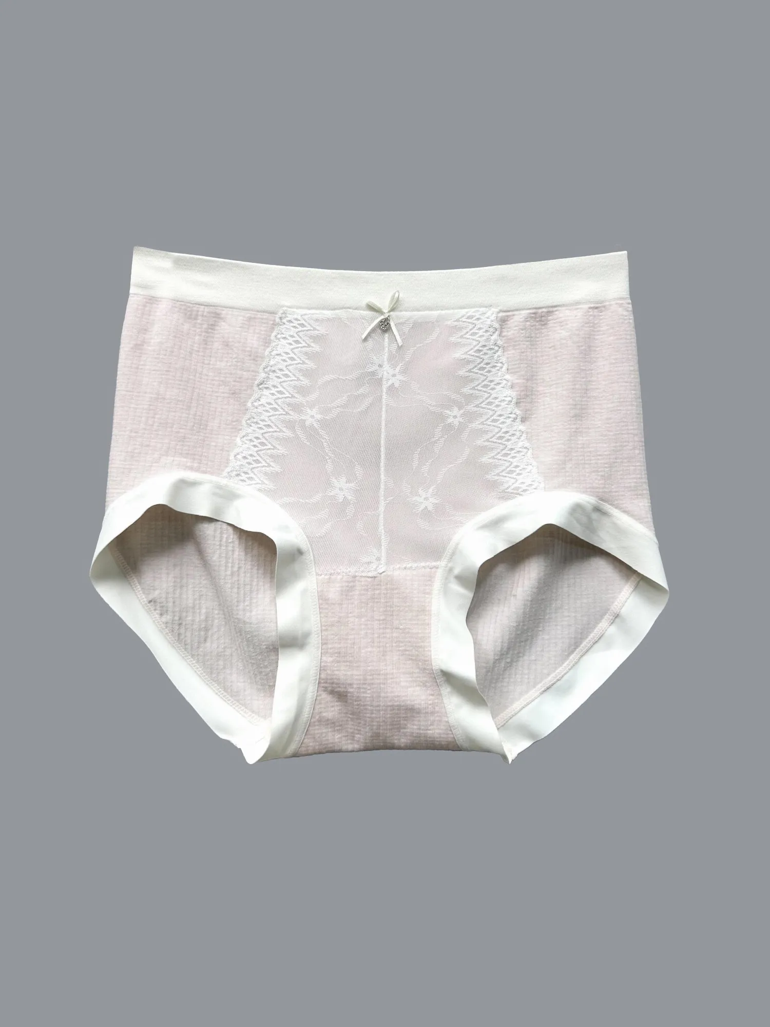 https://sieuthithanhdo.vn/images/products/thoi_trang/anhthoitranggoss/2025/thudong/thang12/19-12-41quanlot/R370809/original/R370809_1.webp