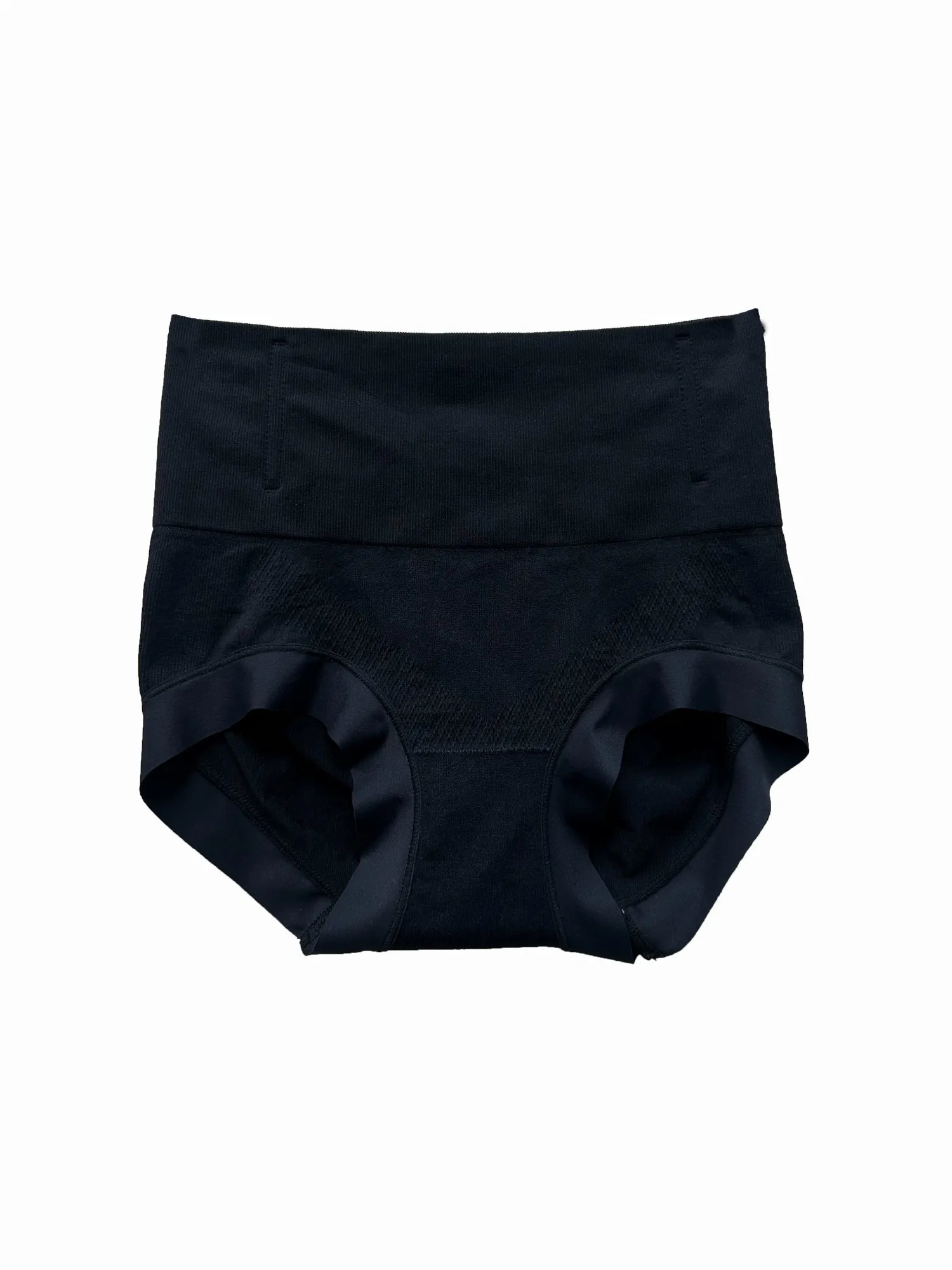 https://sieuthithanhdo.vn/images/products/thoi_trang/anhthoitranggoss/2025/thudong/thang12/19-12-41quanlot/R370818/original/R370818_1.webp