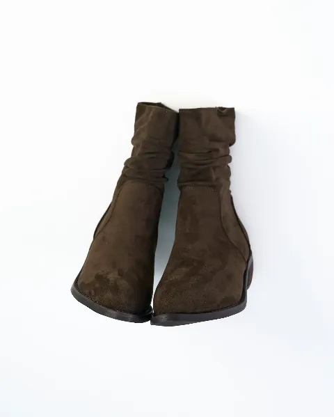 Bốt nữ da lộn nhỡ 7701 đen N07 size39
