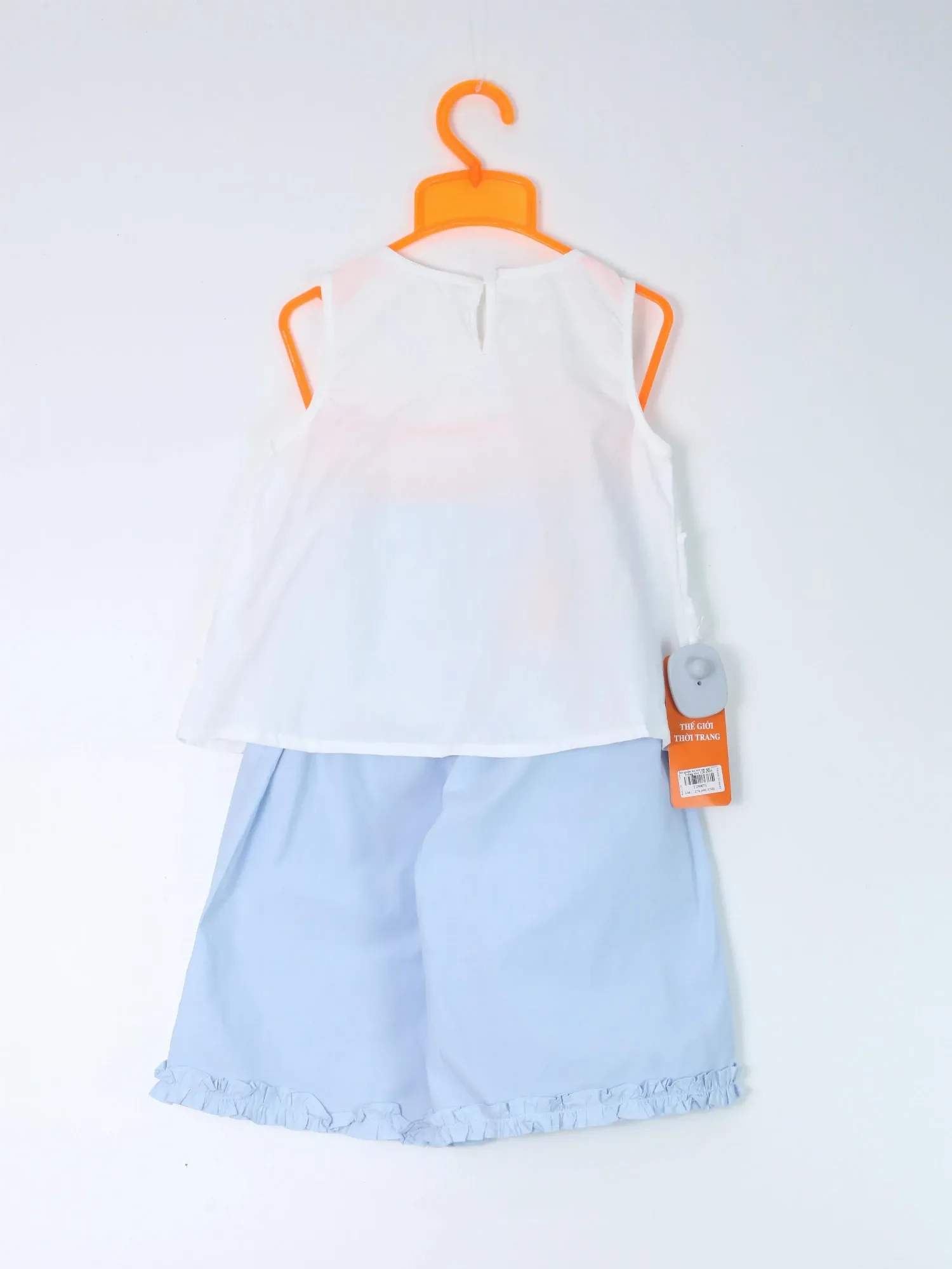 Bộ quần áo trẻ em gái 7777 trắng size 130 AS05
