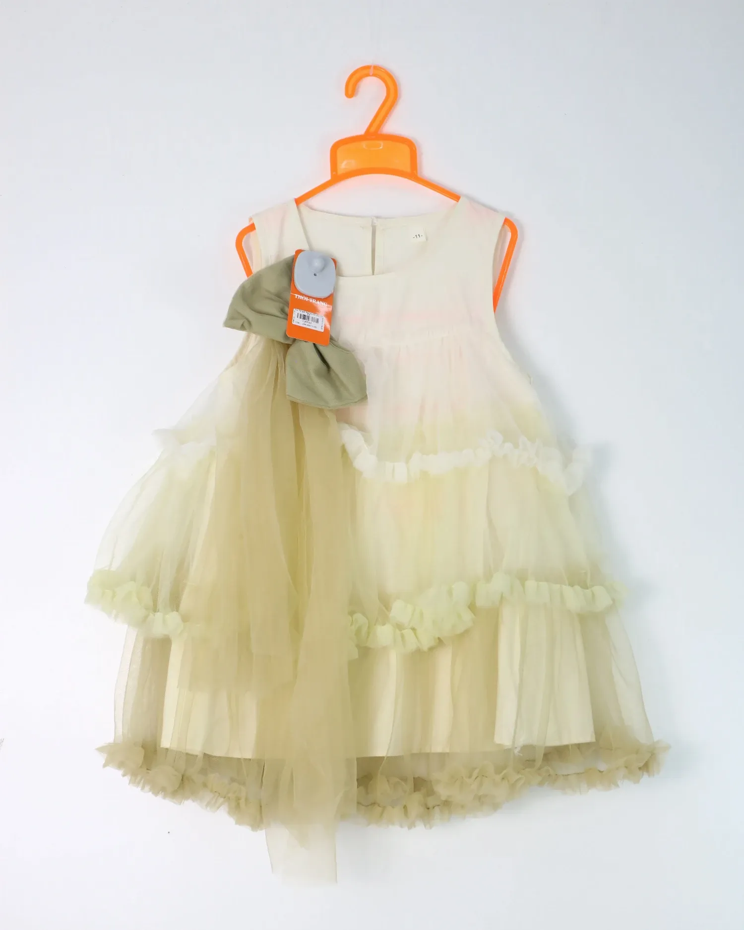 Váy bé gái bèo nơ.32 size 11 TĐ