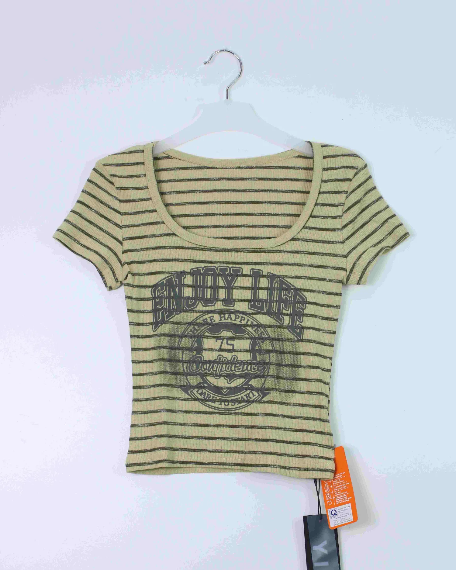Áo phông croptop nữ Teen 581-2 vàng H27.2026.2