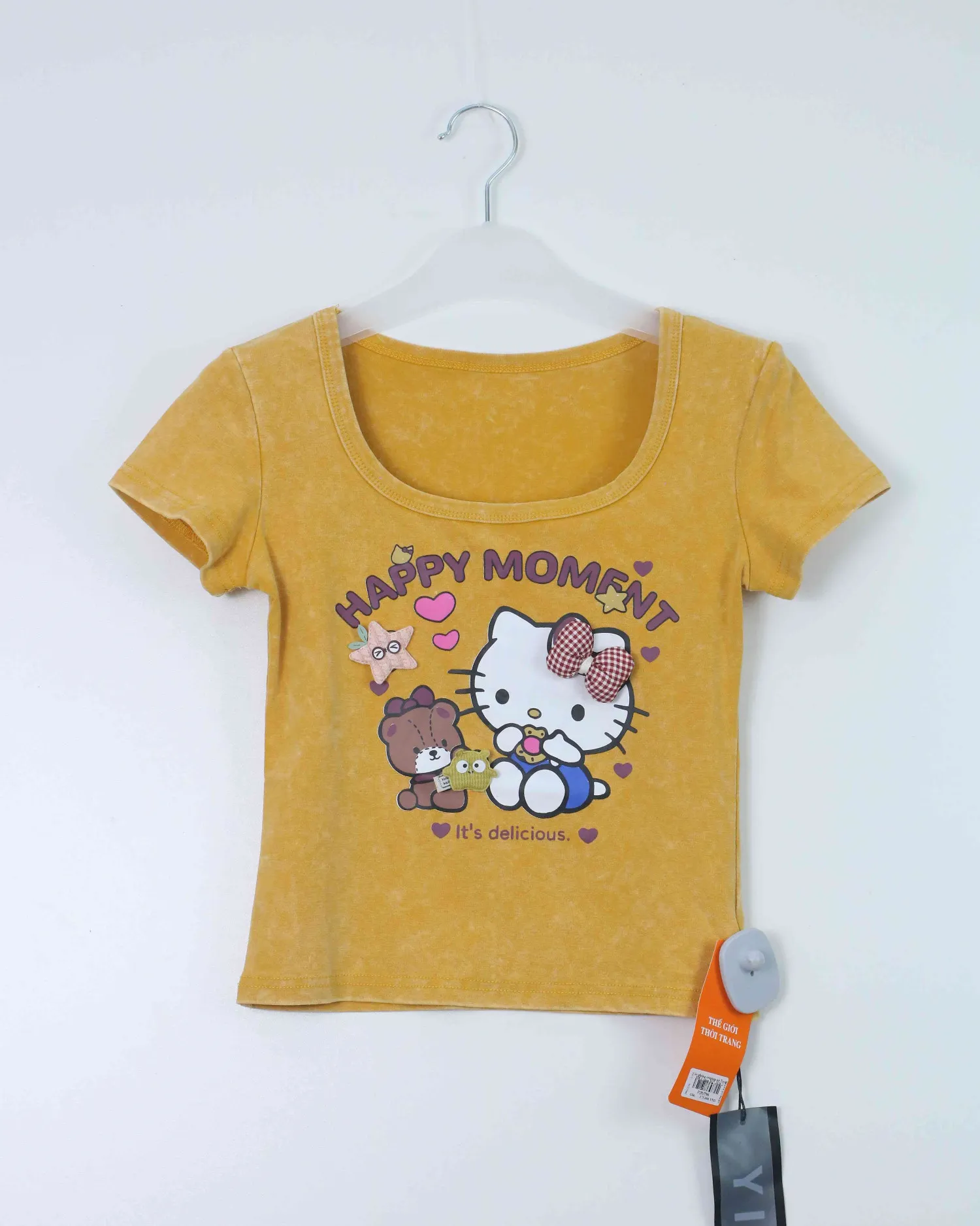 Áo phông croptop nữ Teen 558-1 vàng H27.2026.2