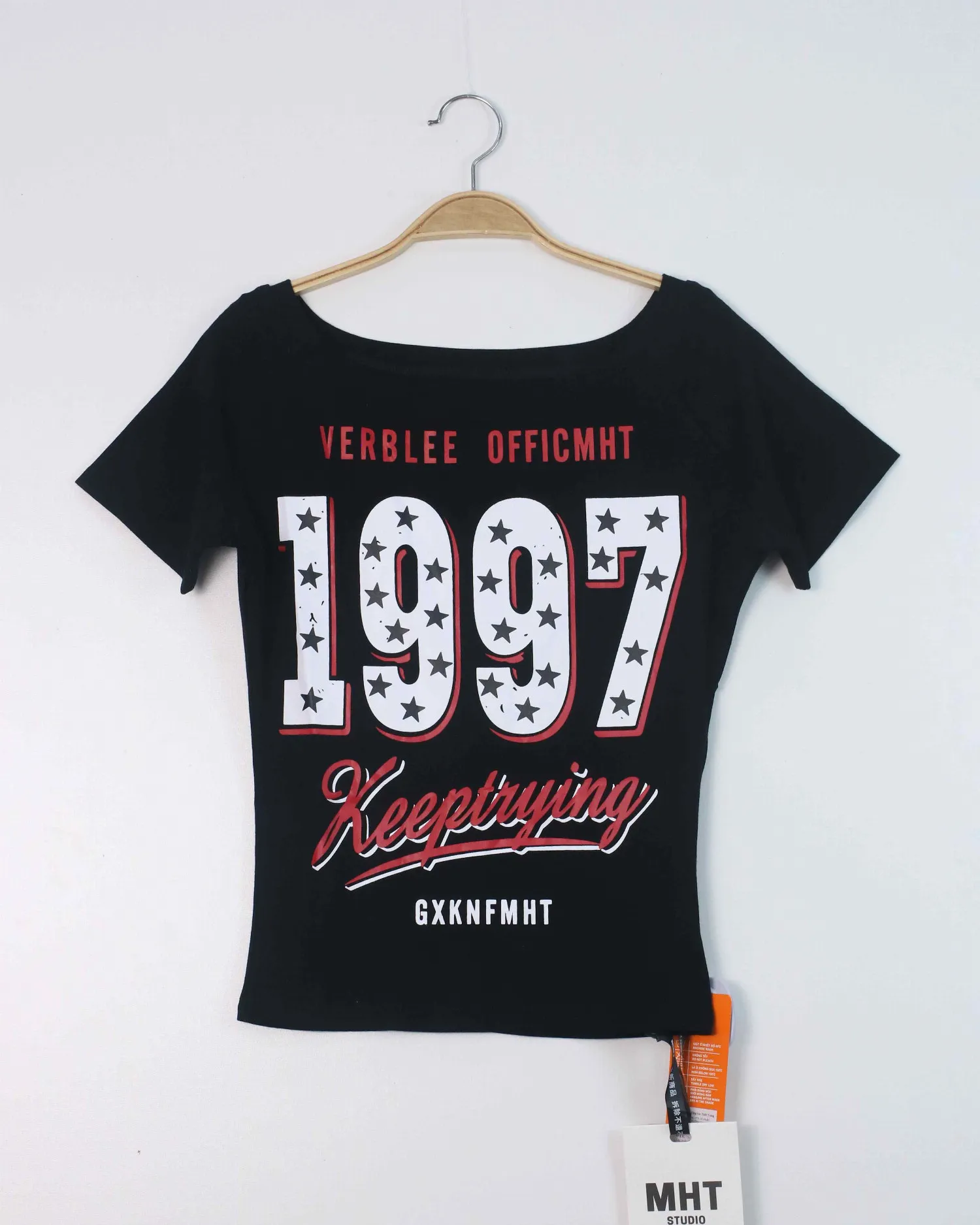 Áo phông nữ cổ tròn croptop TT 2017 than H12.2026.2