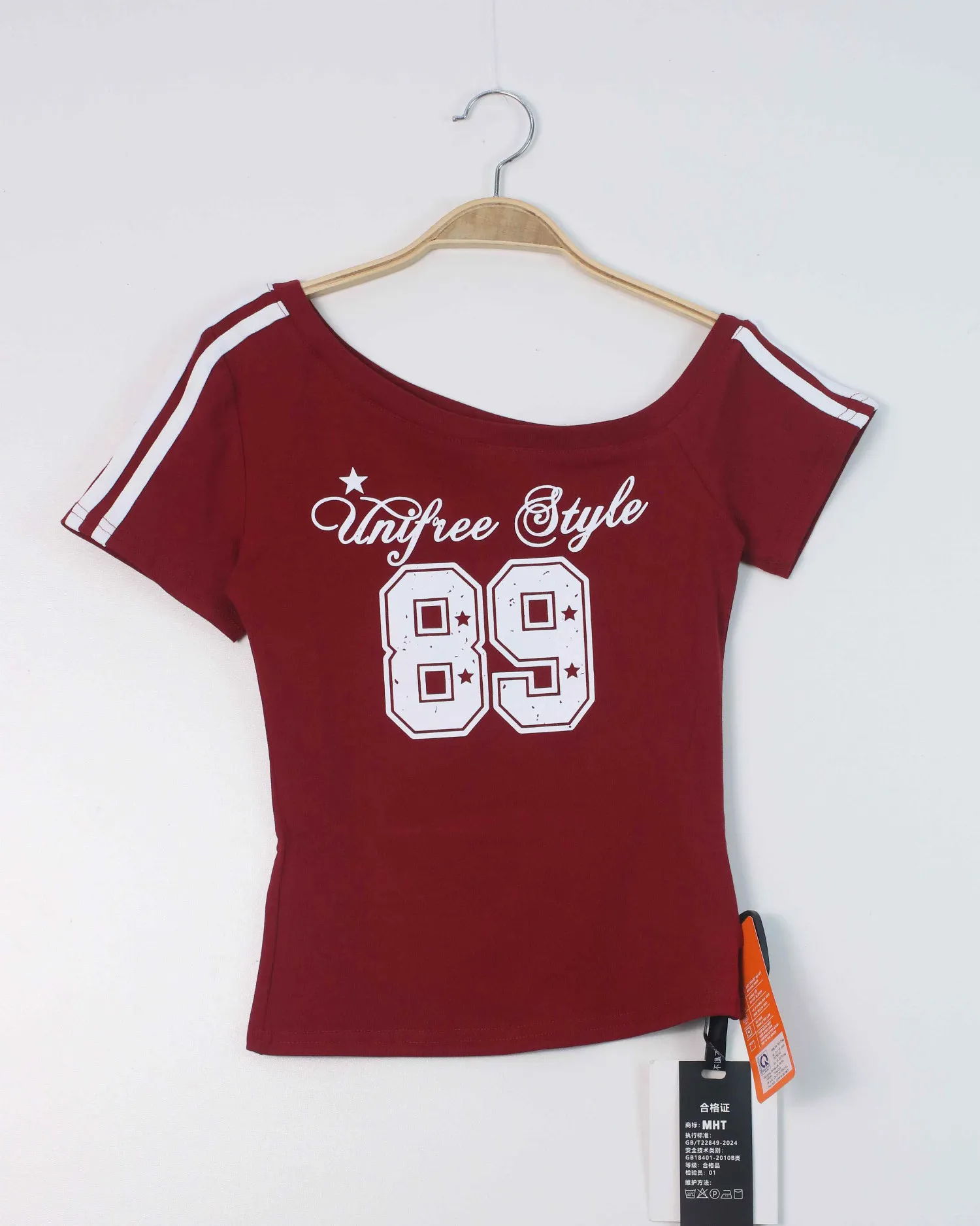 Áo phông nữ cổ tròn croptop TT 2089 đen trắng  H12.2026.2