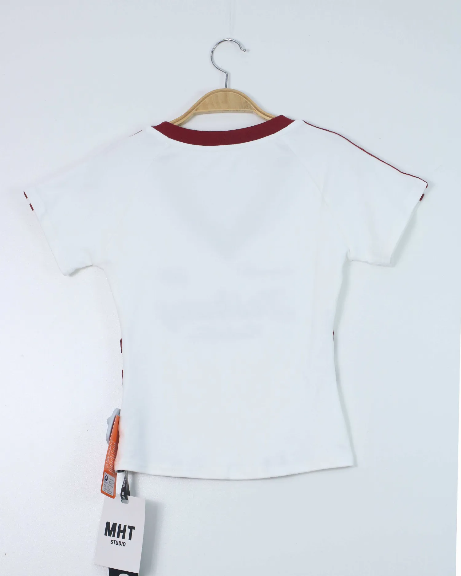 Áo phông nữ cổ tròn croptop TT 2012 hồng H12.2026.2