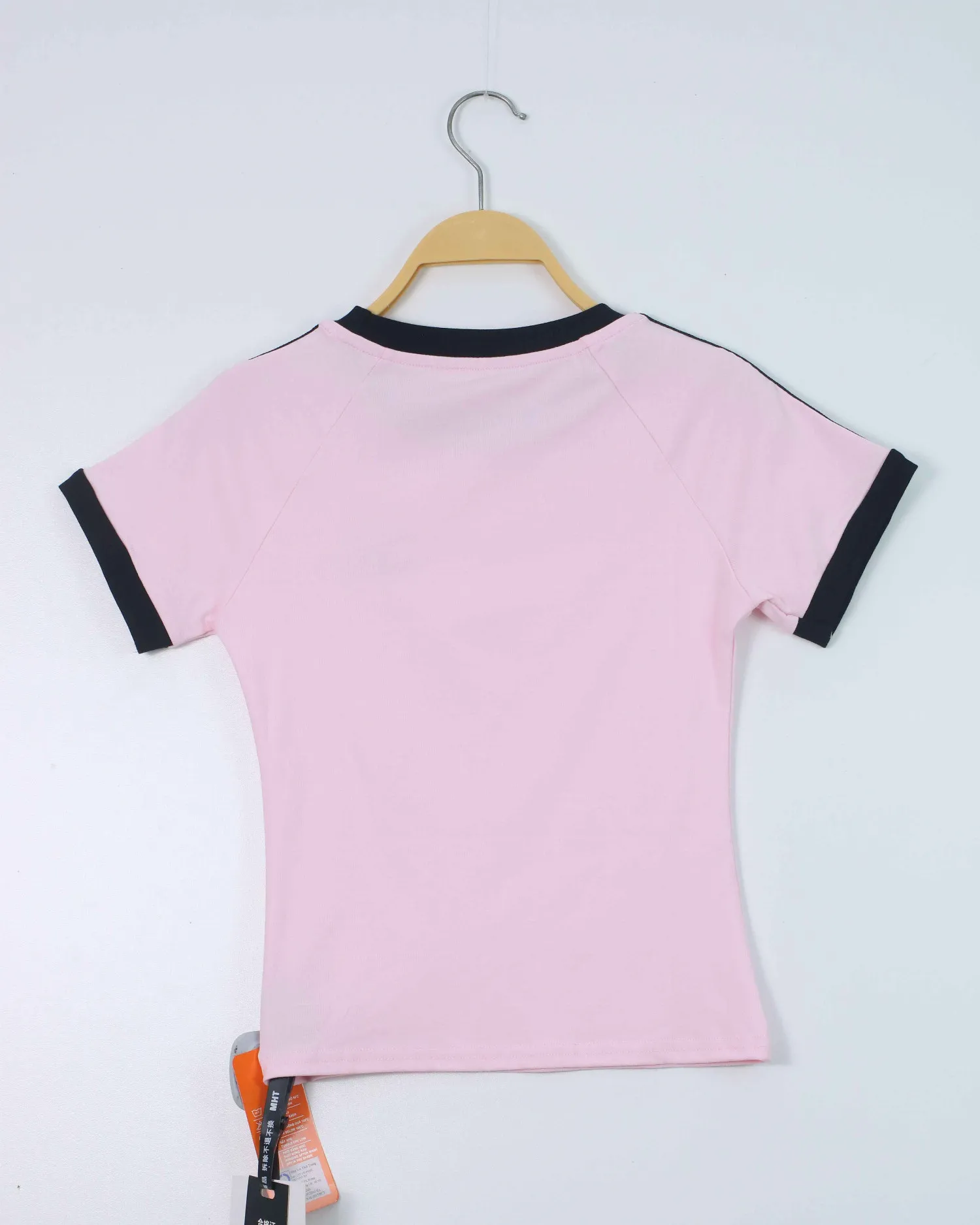 Áo phông nữ cổ tròn croptop TT 2085 trắng H12.2026.2