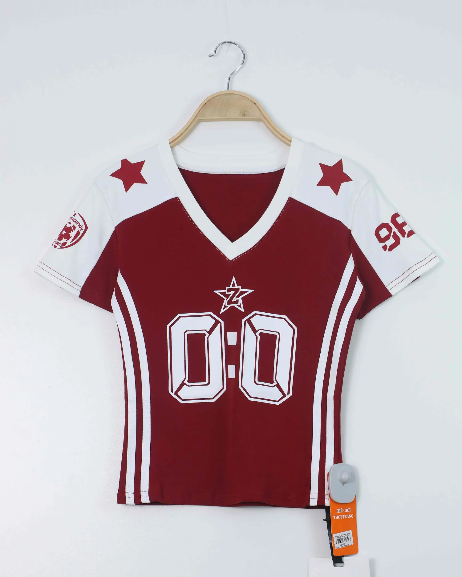 Áo phông nữ cổ tròn croptop TT 2000 đen H12.2026.2