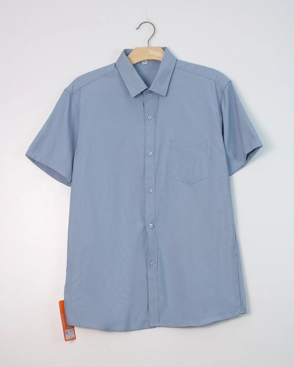 Áo sơ mi cộc 2619 xanh nhạt size XL . AL19