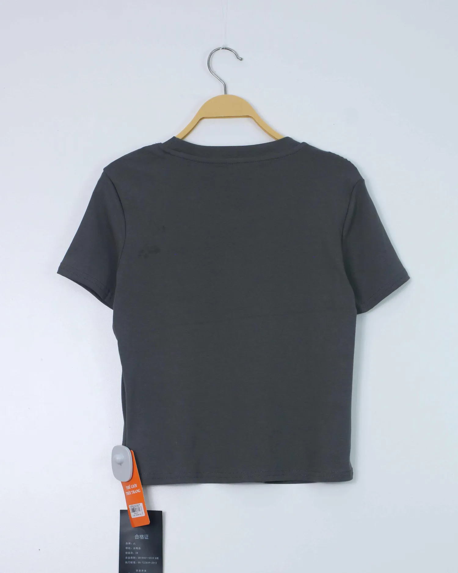 Áo phông nữ cổ tròn nhỏ zip131 ghi H09.2026.1