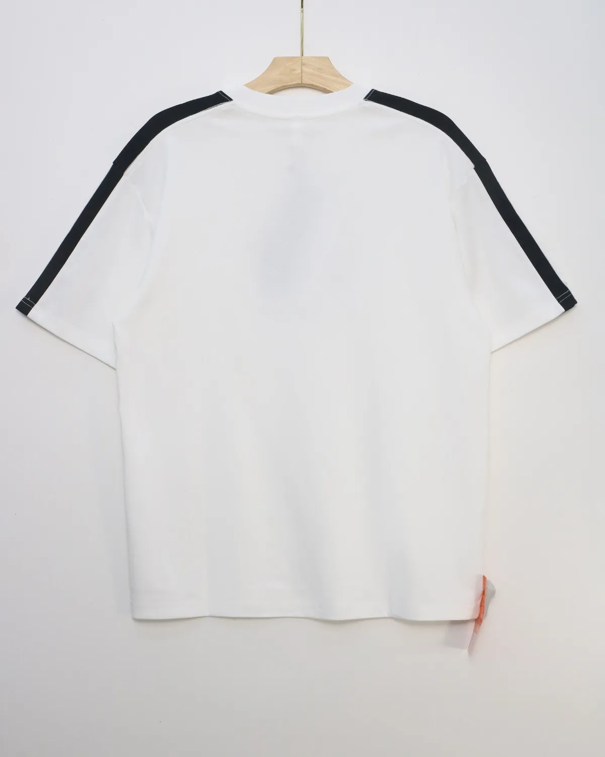 https://sieuthithanhdo.vn/images/products/thoi_trang/anhthoitranggoss/2026/nam2026online/a%20hieu/thang4/24-4/O184149/original/O184149_3.webp