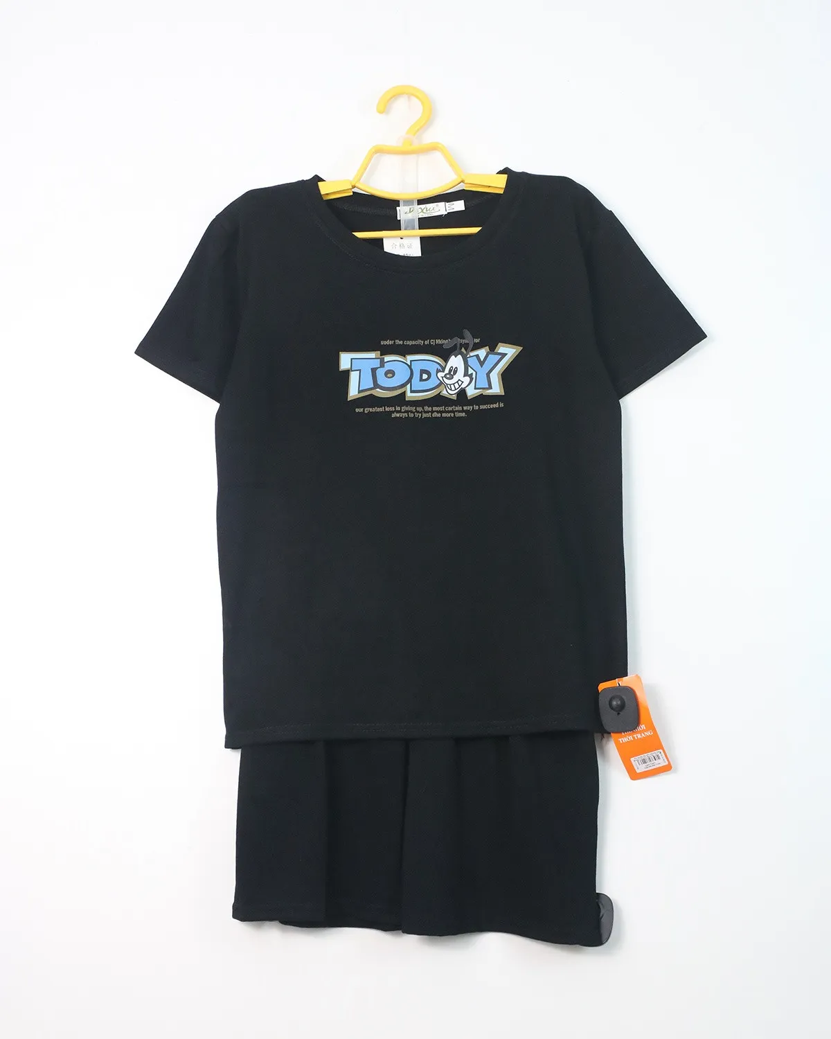 Bộ quần áo nữ cotton cộc rộng 141613 Hồng L   QC23