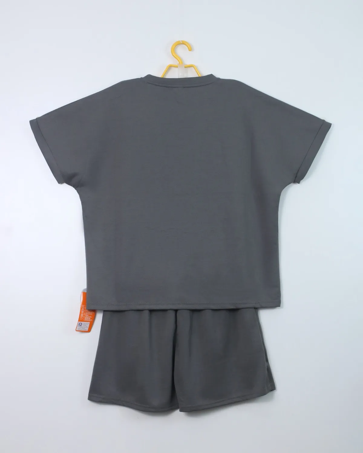 https://sieuthithanhdo.vn/images/products/thoi_trang/anhthoitranggoss/2026/nam2026online/a%20hieu/thang5/16-5/Q072340/original/Q072340_3.webp