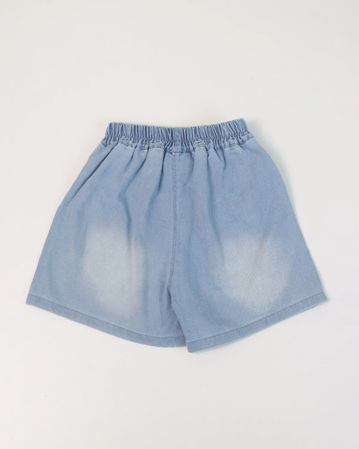 https://sieuthithanhdo.vn/images/products/thoi_trang/anhthoitranggoss/2026/nam2026online/a%20hieu/thang5/18-5/T226485/original/T226485_3.webp