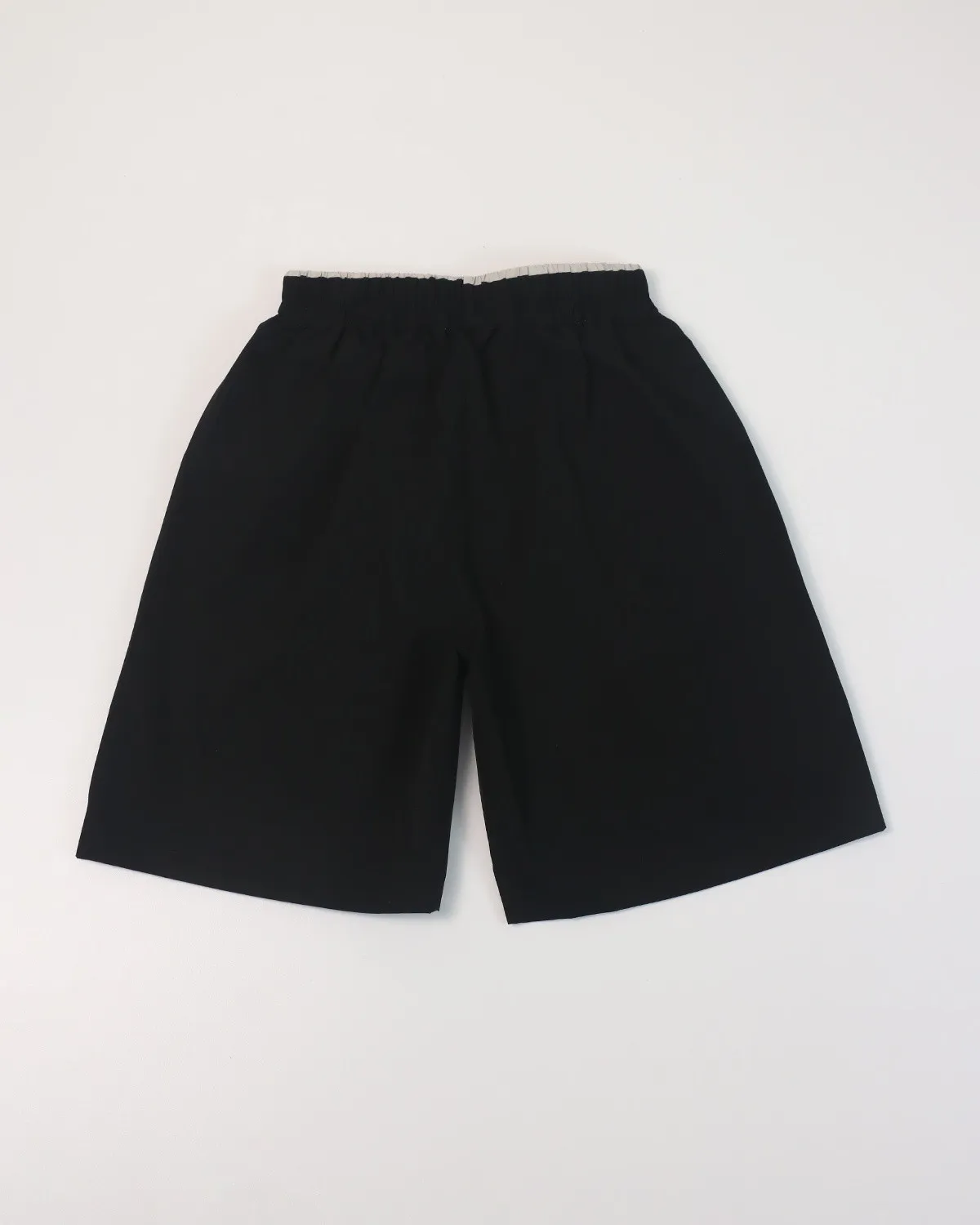 https://sieuthithanhdo.vn/images/products/thoi_trang/anhthoitranggoss/2026/nam2026online/a%20hieu/thang5/18-5/T254440/original/T254440_3.webp