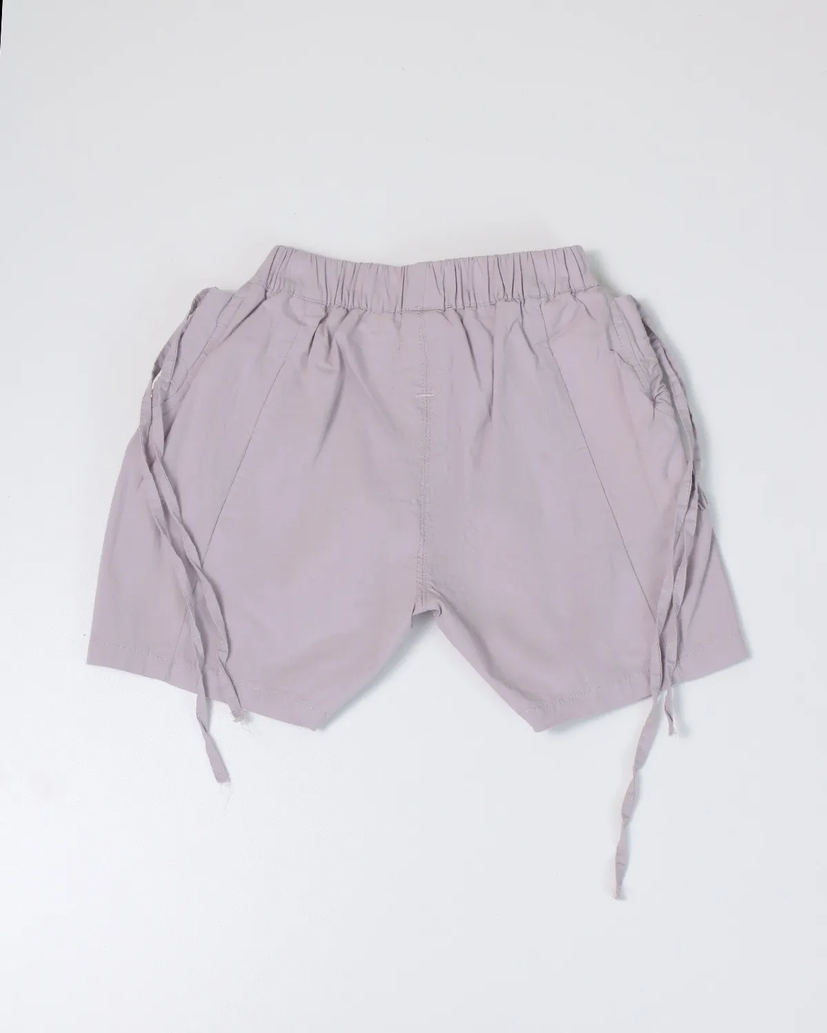 Quần đùi ngố bé gái 2003 size 100 AS02