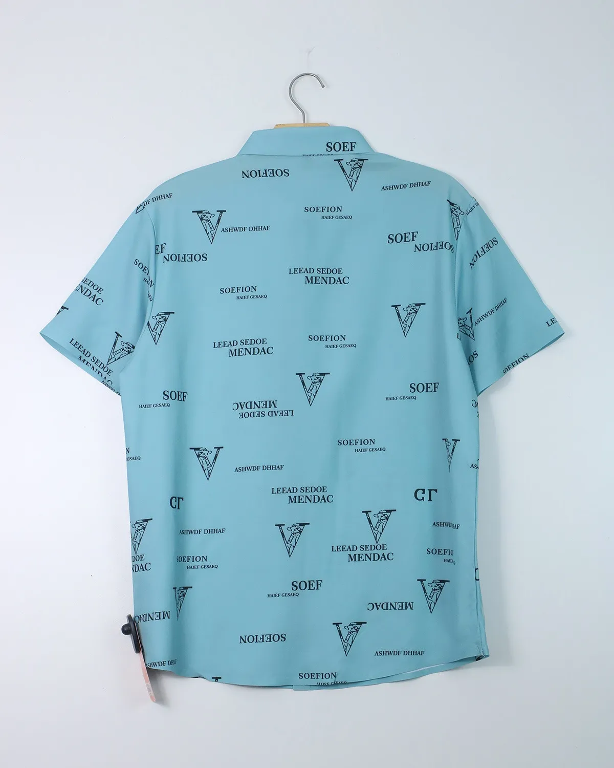 https://sieuthithanhdo.vn/images/products/thoi_trang/anhthoitranggoss/2026/nam2026online/a%20hieu/thang5/26-5/O182888/original/O182888_3.webp