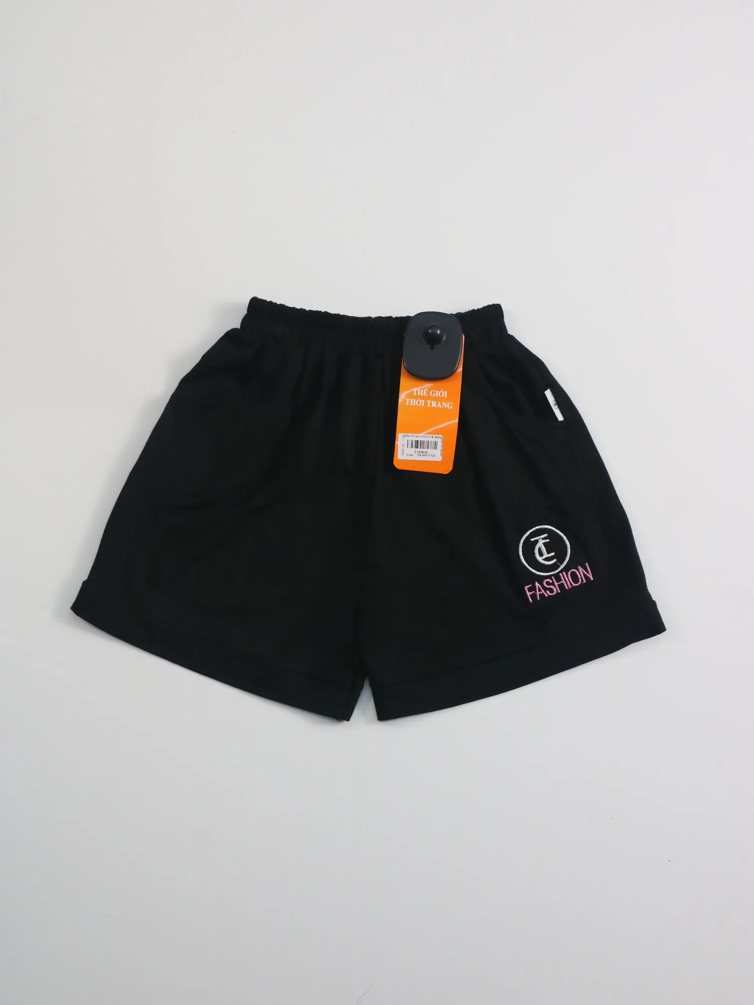 https://sieuthithanhdo.vn/images/products/thoi_trang/anhthoitranggoss/2026/nam2026online/a%20hieu/thang5/4-5/T193019/original/T193019_1.webp