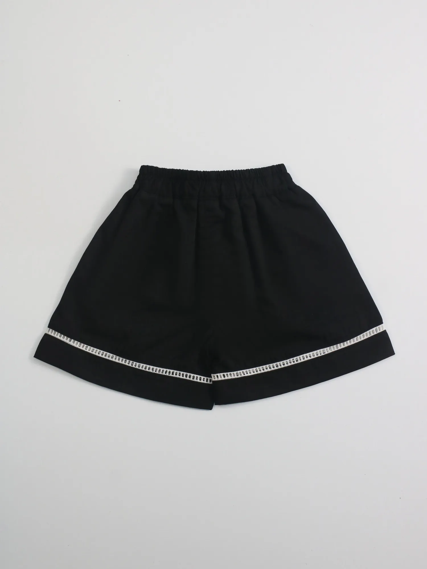 https://sieuthithanhdo.vn/images/products/thoi_trang/anhthoitranggoss/2026/nam2026online/a%20hieu/thang5/4-5/T253165/original/T253165_3.webp