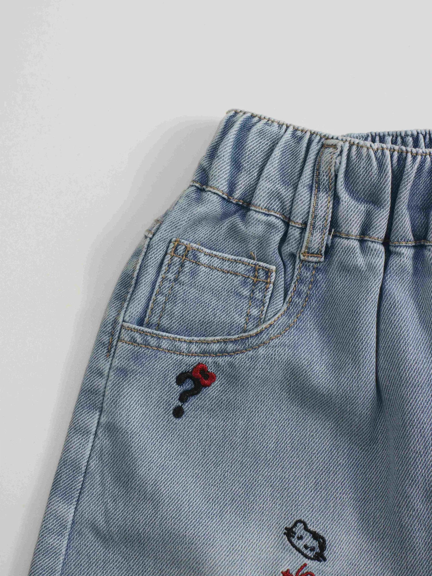 Quần đùi bò trẻ em gái 24F16 size 27 AS12
