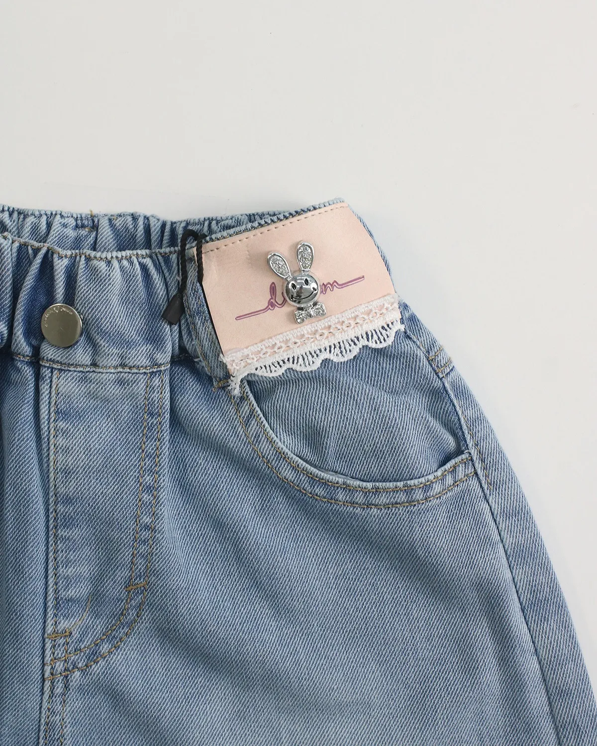 https://sieuthithanhdo.vn/images/products/thoi_trang/anhthoitranggoss/2026/nam2026online/a%20hieu/thang5/4-5/T253727/original/T253727_2.webp