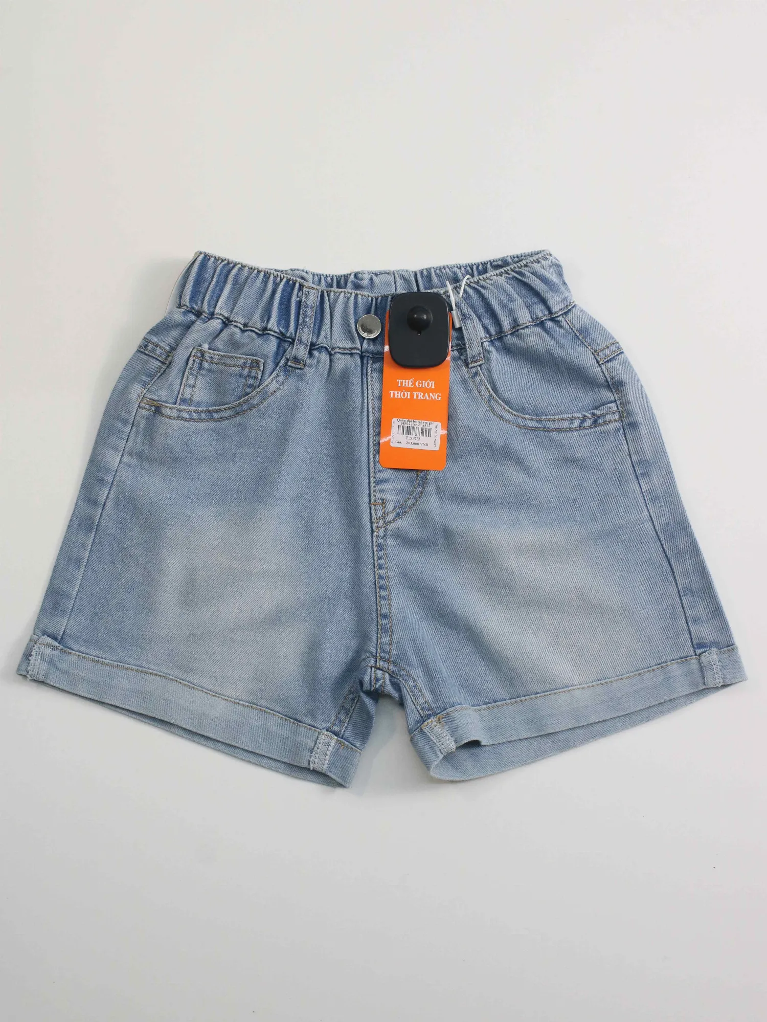 Quần đùi bò trẻ em gái 24F02 size 30 AS12