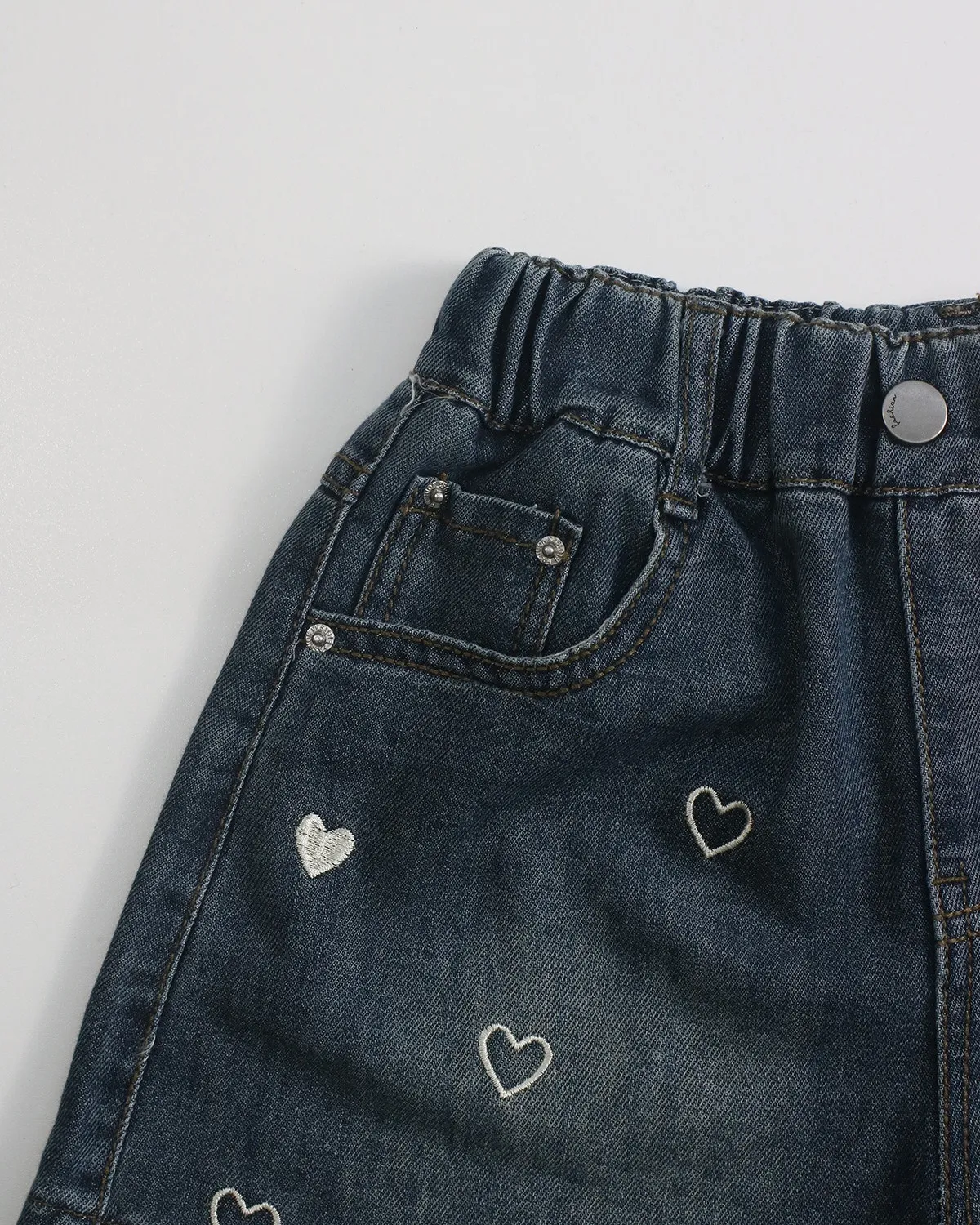 Quần đùi bò trẻ em gái D6106 size 30 AS12