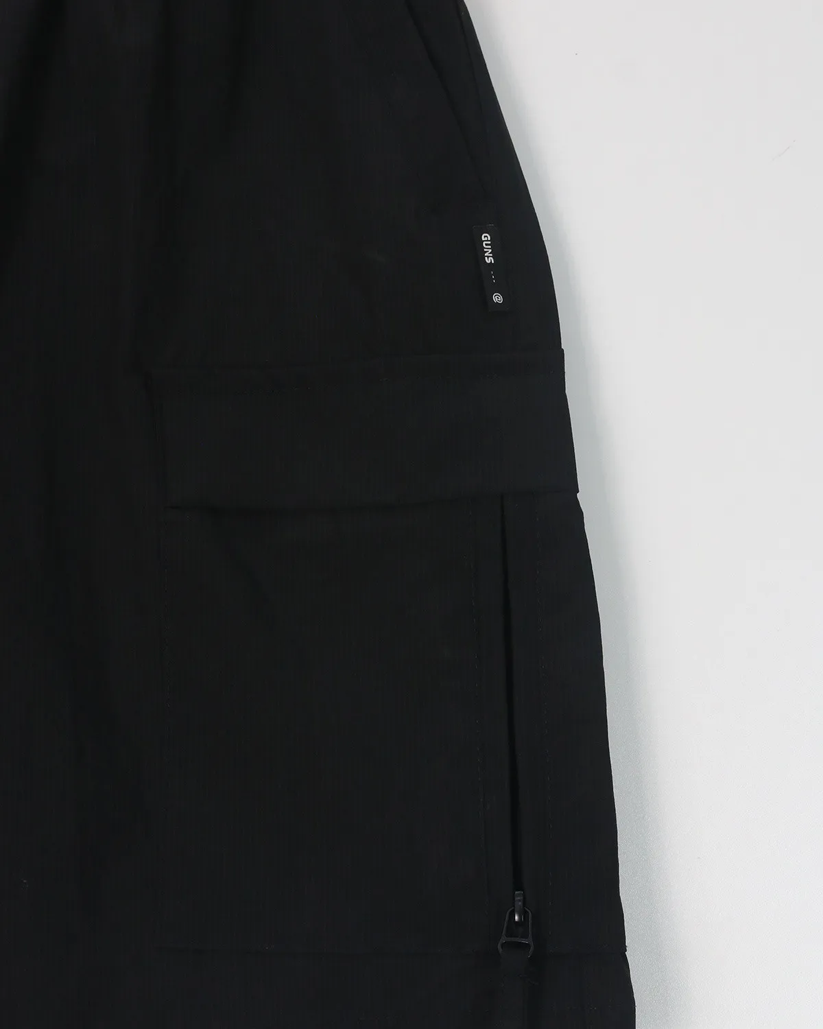 Quần ngố nam kiểu 3316 đen size 31 . AL08