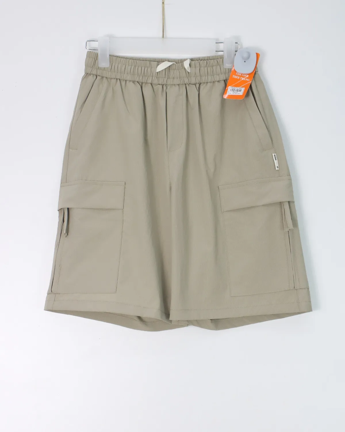 Quần ngố nam kiểu 3316 kem size 30 . AL08