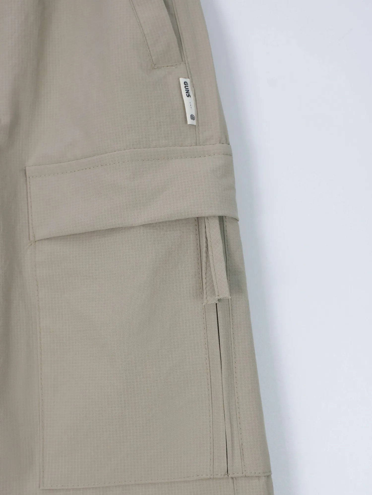 Quần ngố nam kiểu 3316 kem size 30 . AL08