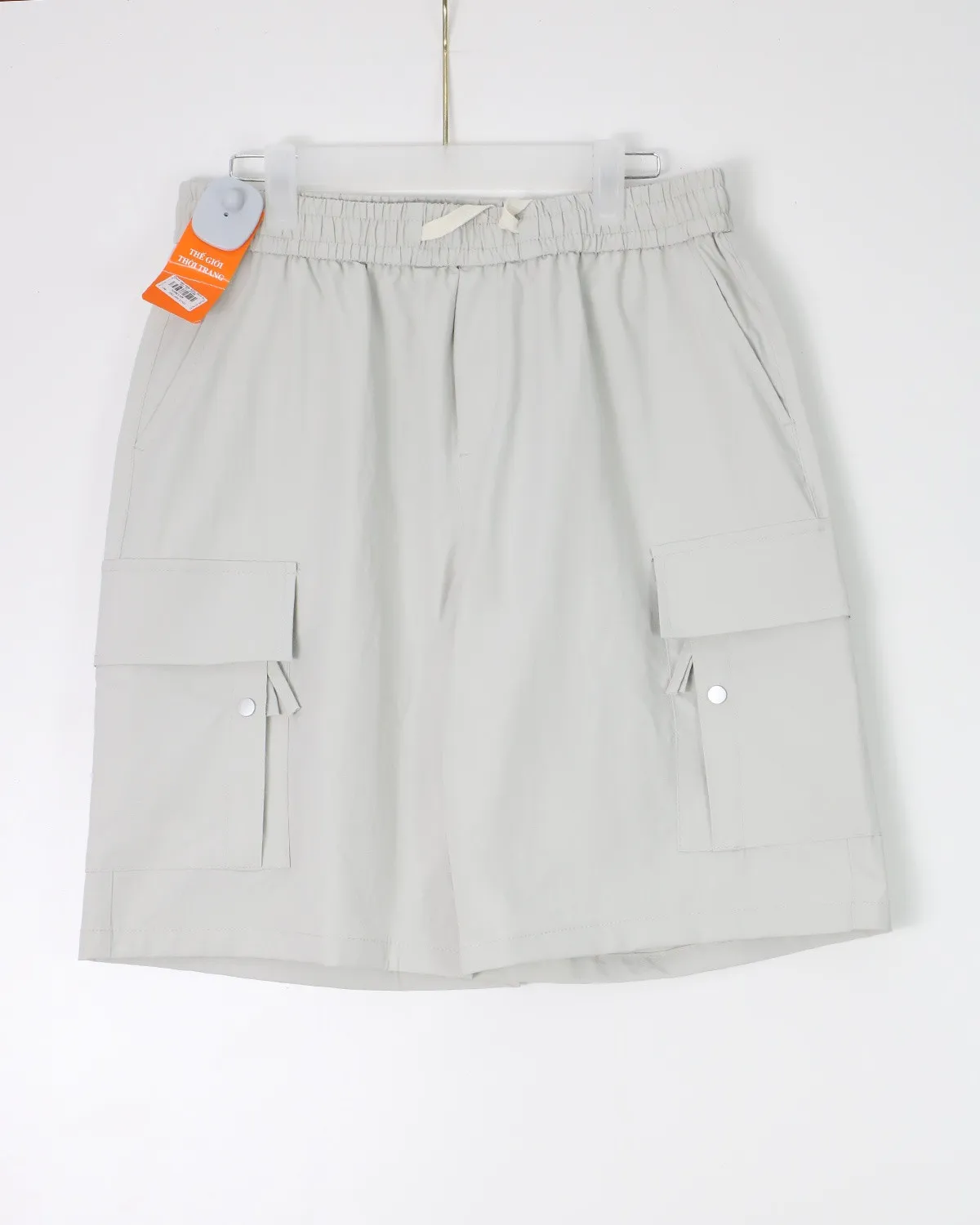 Quần ngố nam kiểu 3910 be size 32 . AL08
