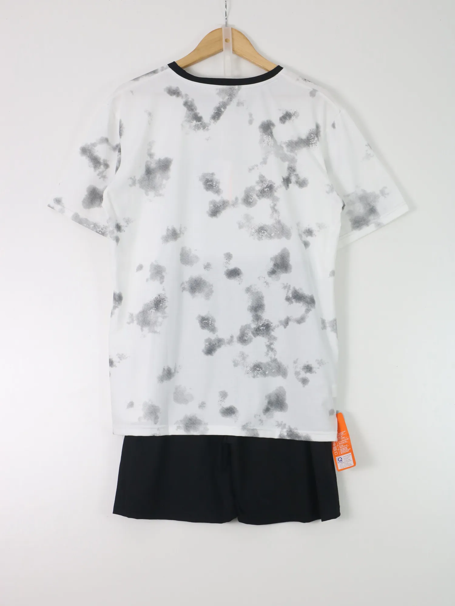 https://sieuthithanhdo.vn/images/products/thoi_trang/anhthoitranggoss/2026/nam2026online/a%20hieu/thang5/7-5/Q071834/original/Q071834_3.webp