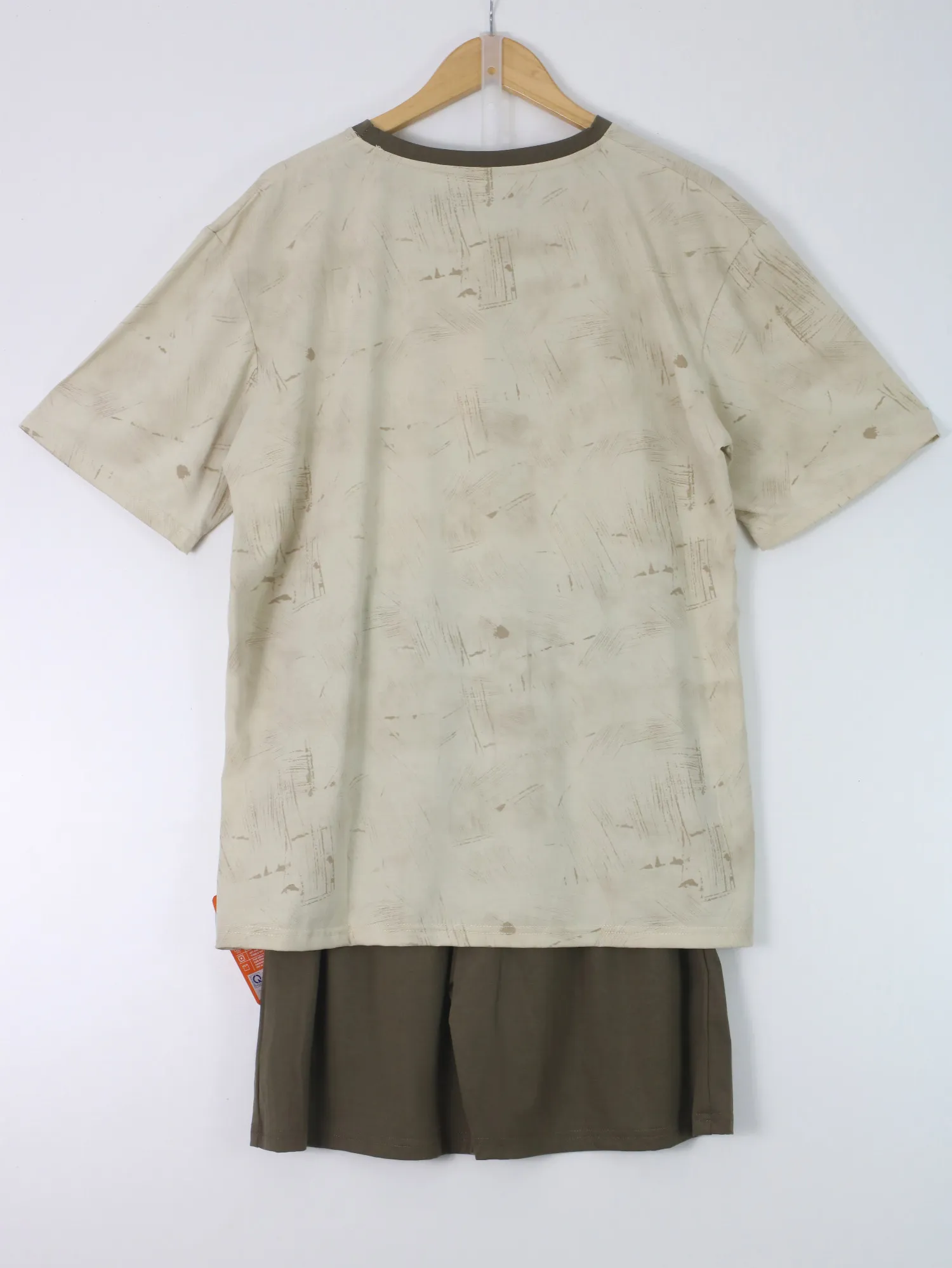 https://sieuthithanhdo.vn/images/products/thoi_trang/anhthoitranggoss/2026/nam2026online/a%20hieu/thang5/7-5/Q071846/original/Q071846_3.webp