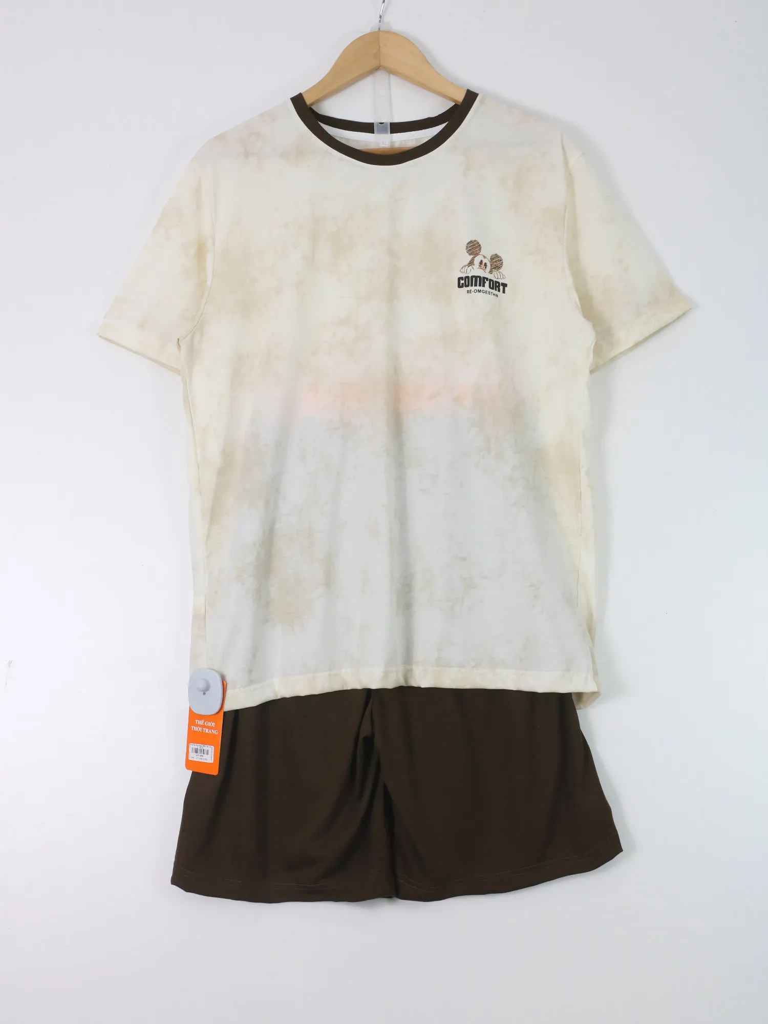 https://sieuthithanhdo.vn/images/products/thoi_trang/anhthoitranggoss/2026/nam2026online/a%20hieu/thang5/7-5/Q071850/original/Q071850_1.webp