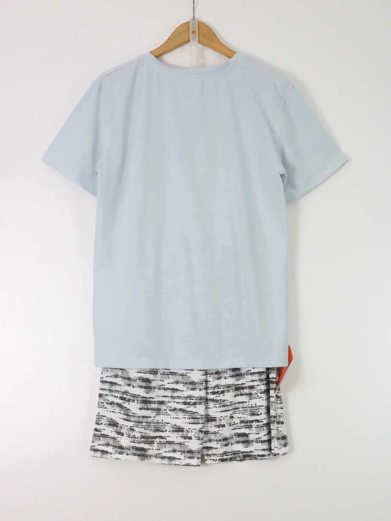 https://sieuthithanhdo.vn/images/products/thoi_trang/anhthoitranggoss/2026/nam2026online/a%20hieu/thang5/7-5/Q071899/original/Q071899_4.webp