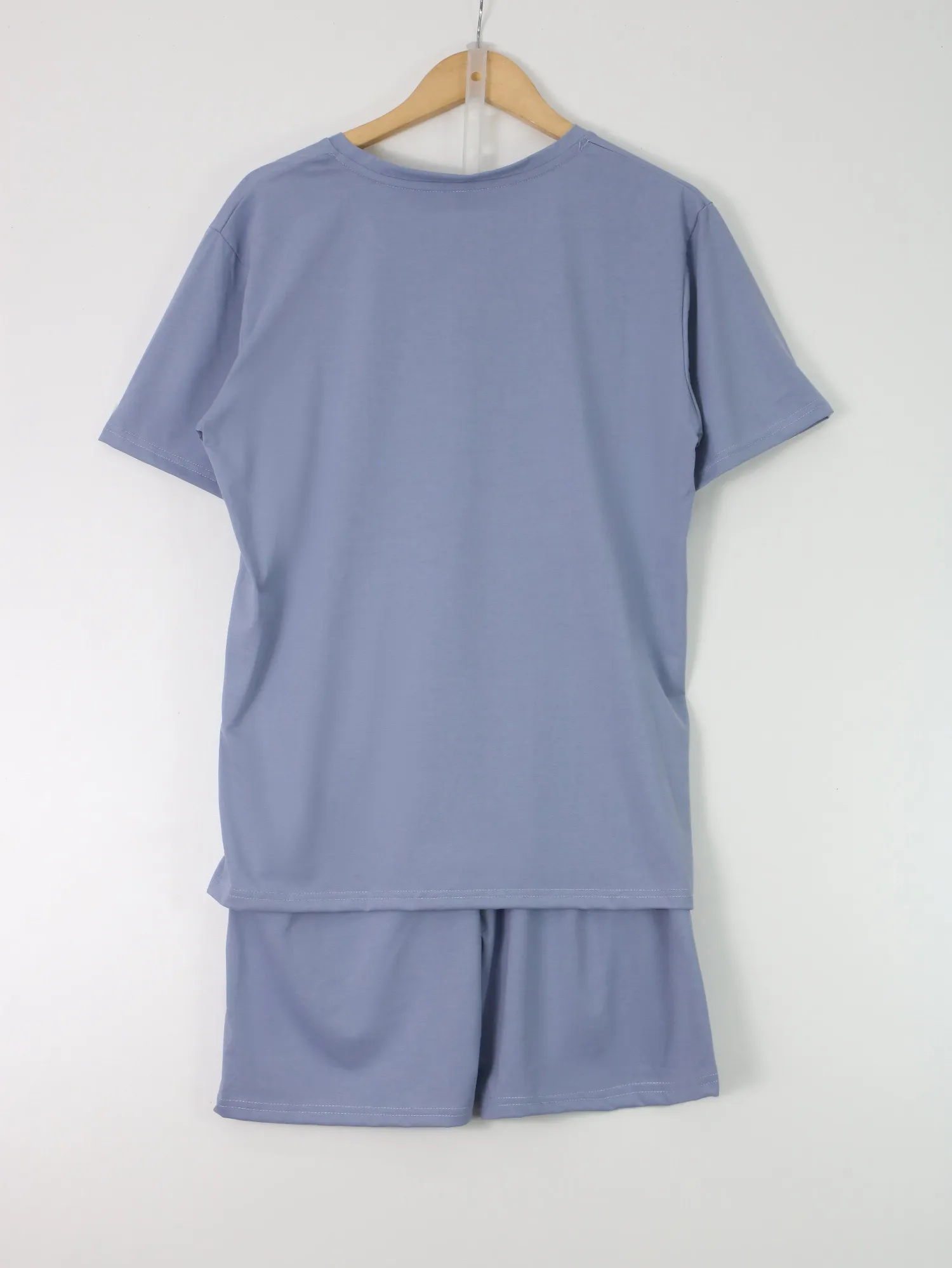 https://sieuthithanhdo.vn/images/products/thoi_trang/anhthoitranggoss/2026/nam2026online/a%20hieu/thang5/7-5/Q071914/original/Q071914_3.webp