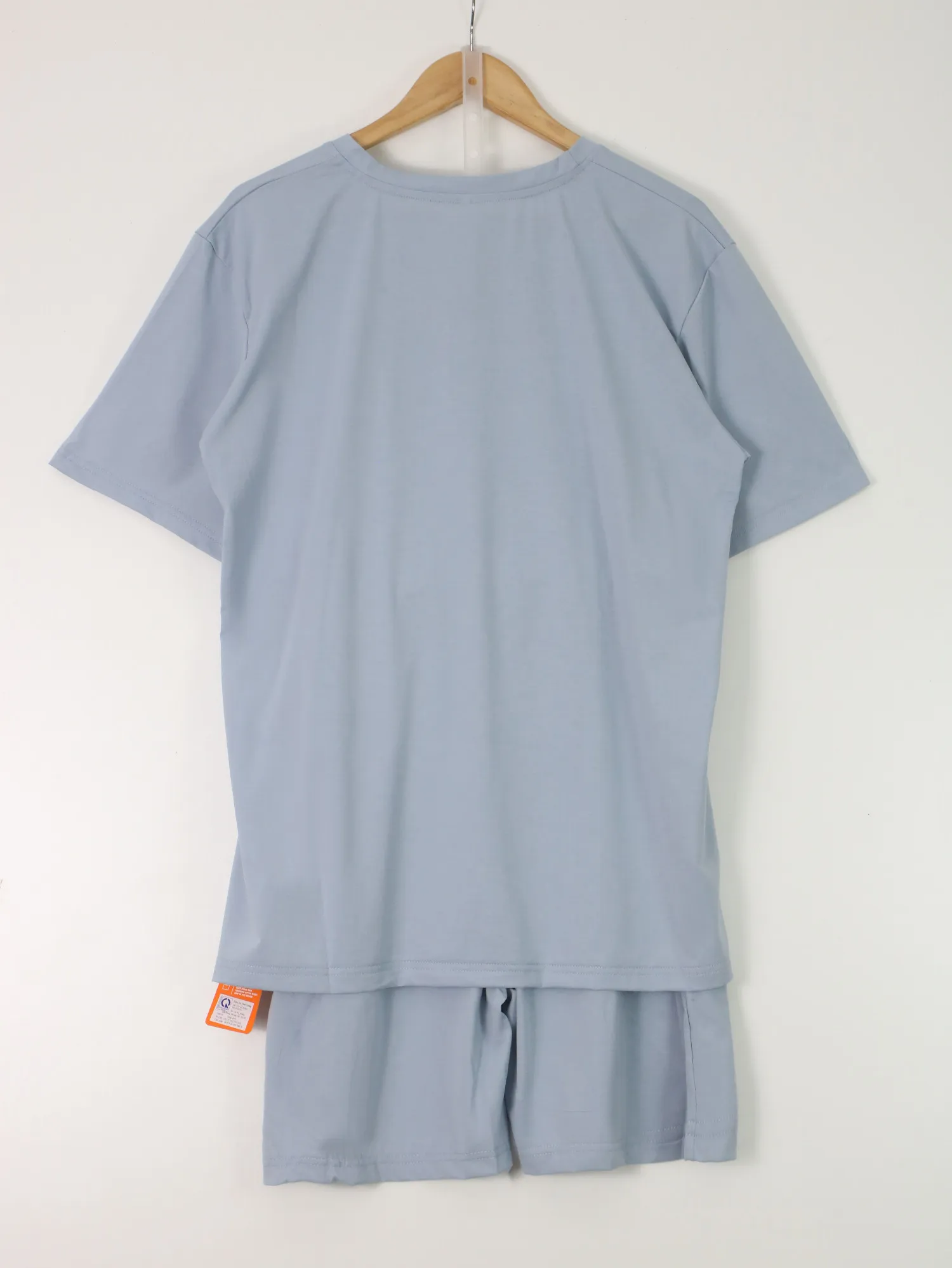 https://sieuthithanhdo.vn/images/products/thoi_trang/anhthoitranggoss/2026/nam2026online/a%20hieu/thang5/7-5/Q071923/original/Q071923_3.webp