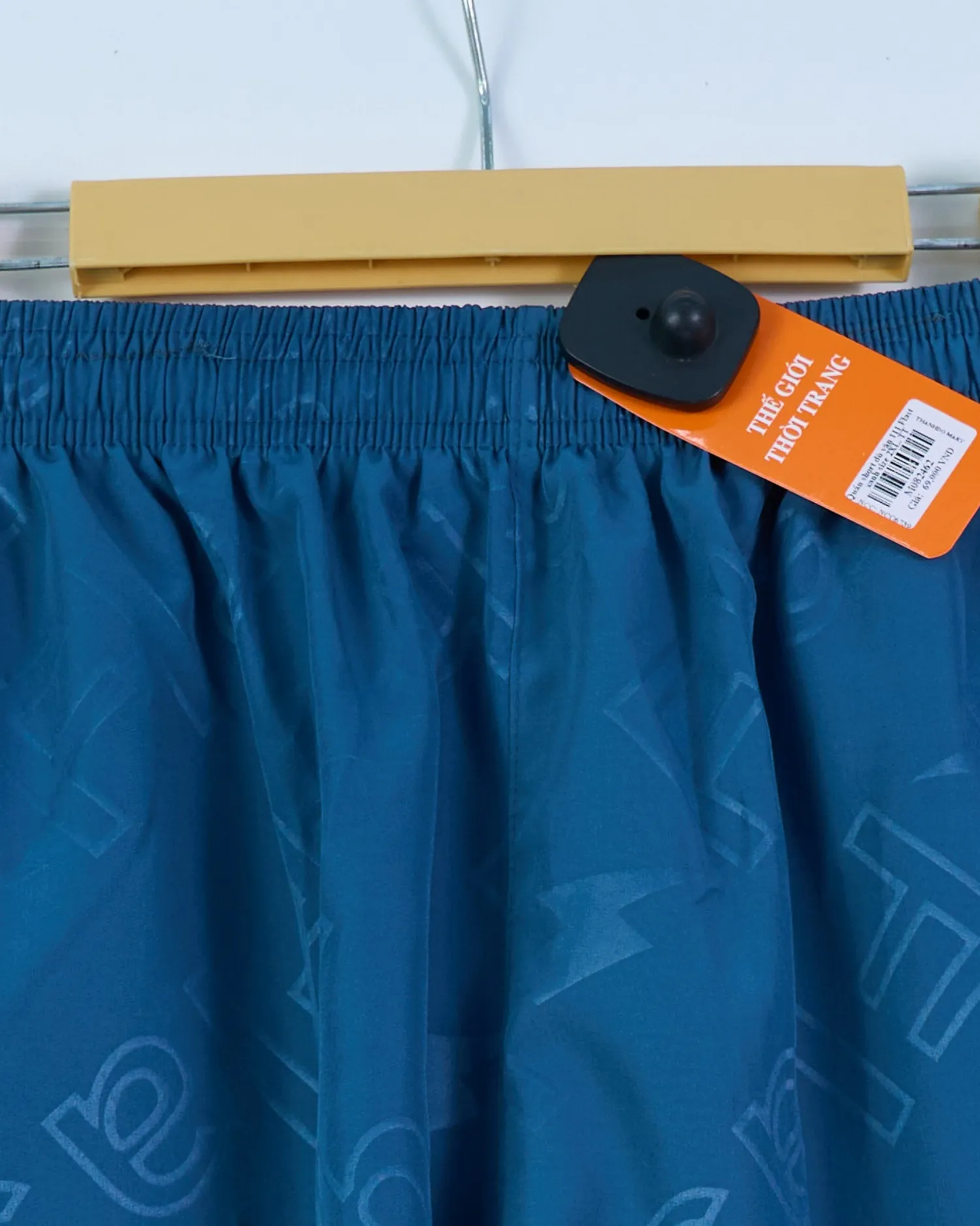 Quần short dù vân 111 Flast xanh size 2XL. TT
