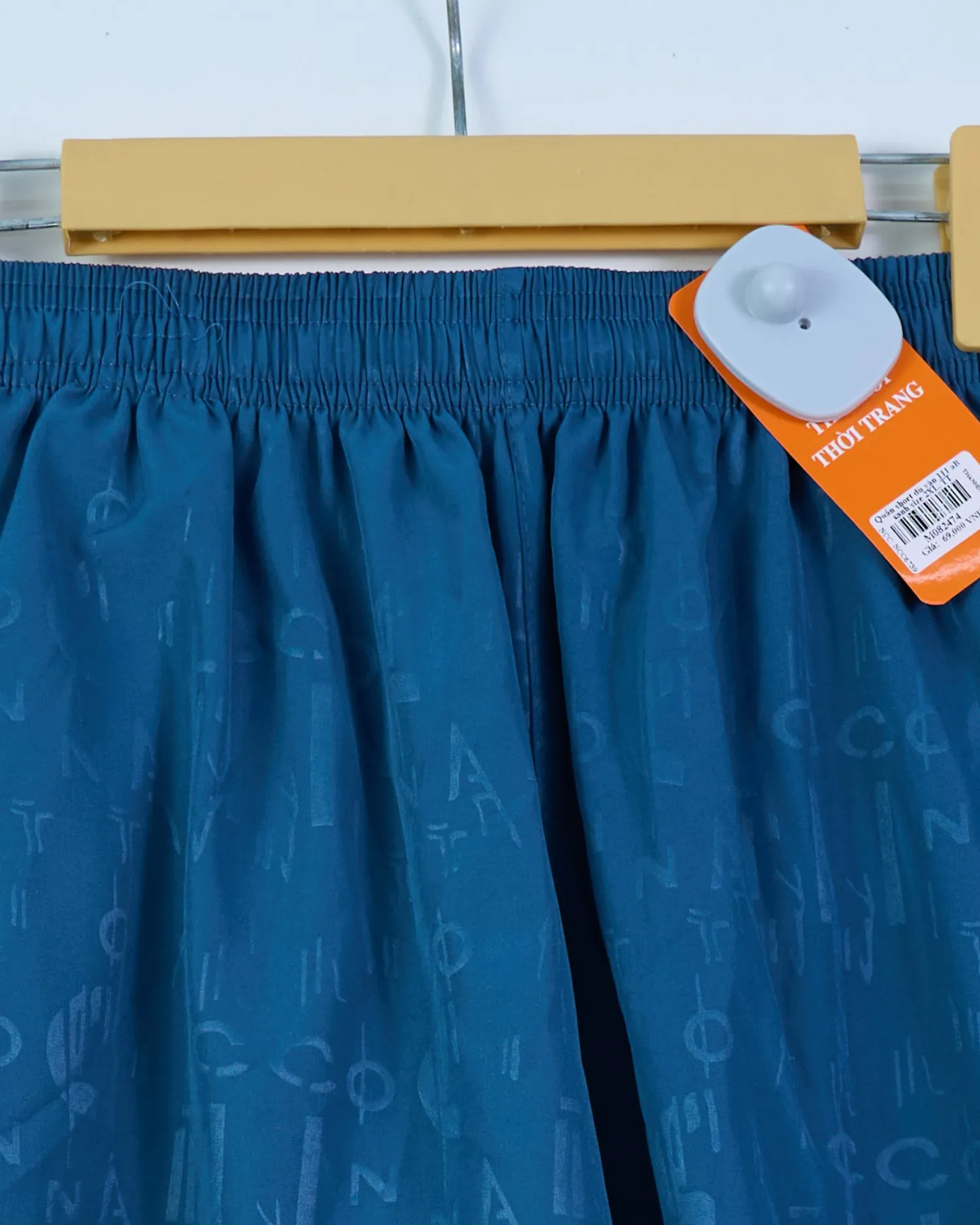 Quần short dù vân 111 AB xanh size 2XL. TT