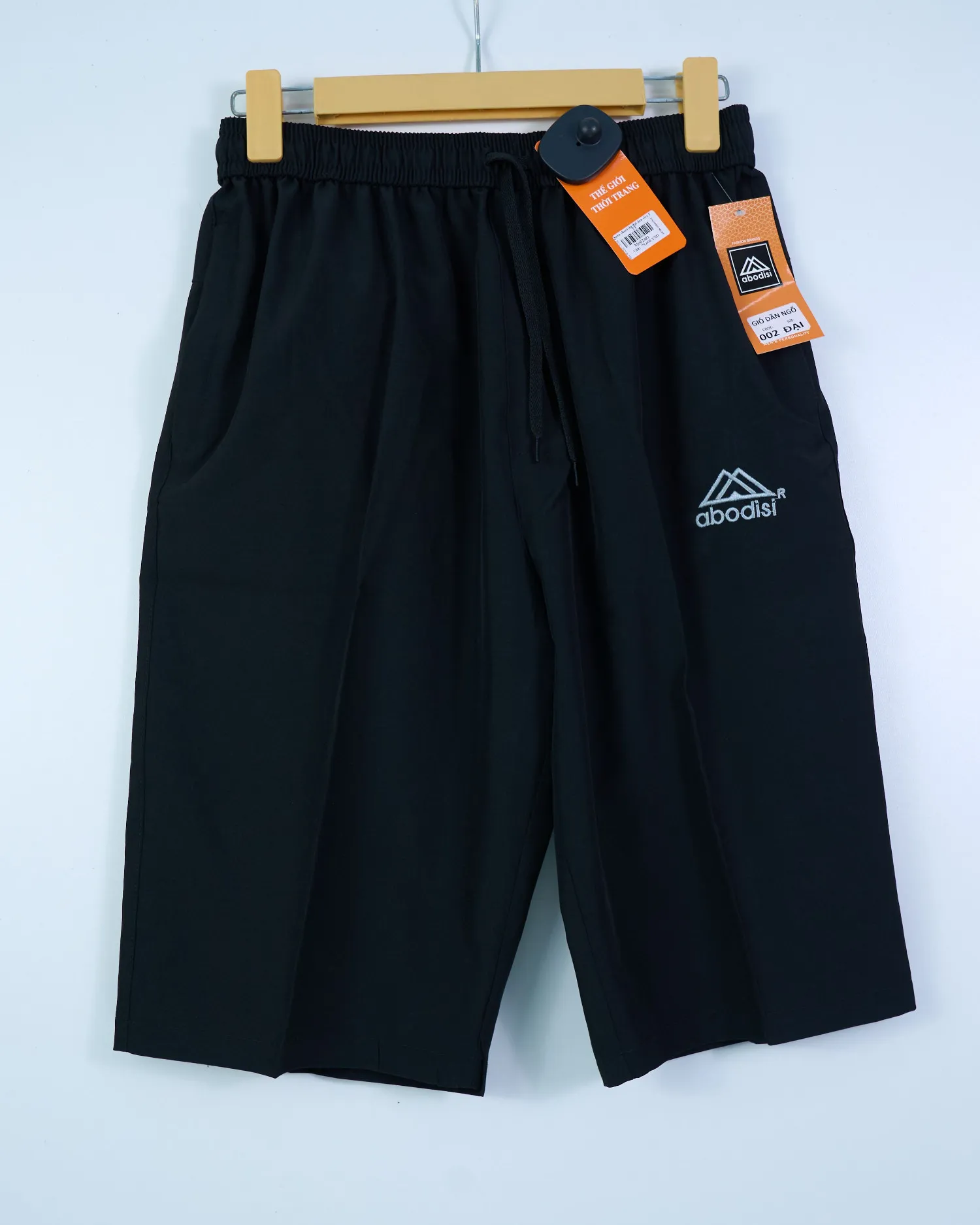 Quần short dù đại đen size F . TT
