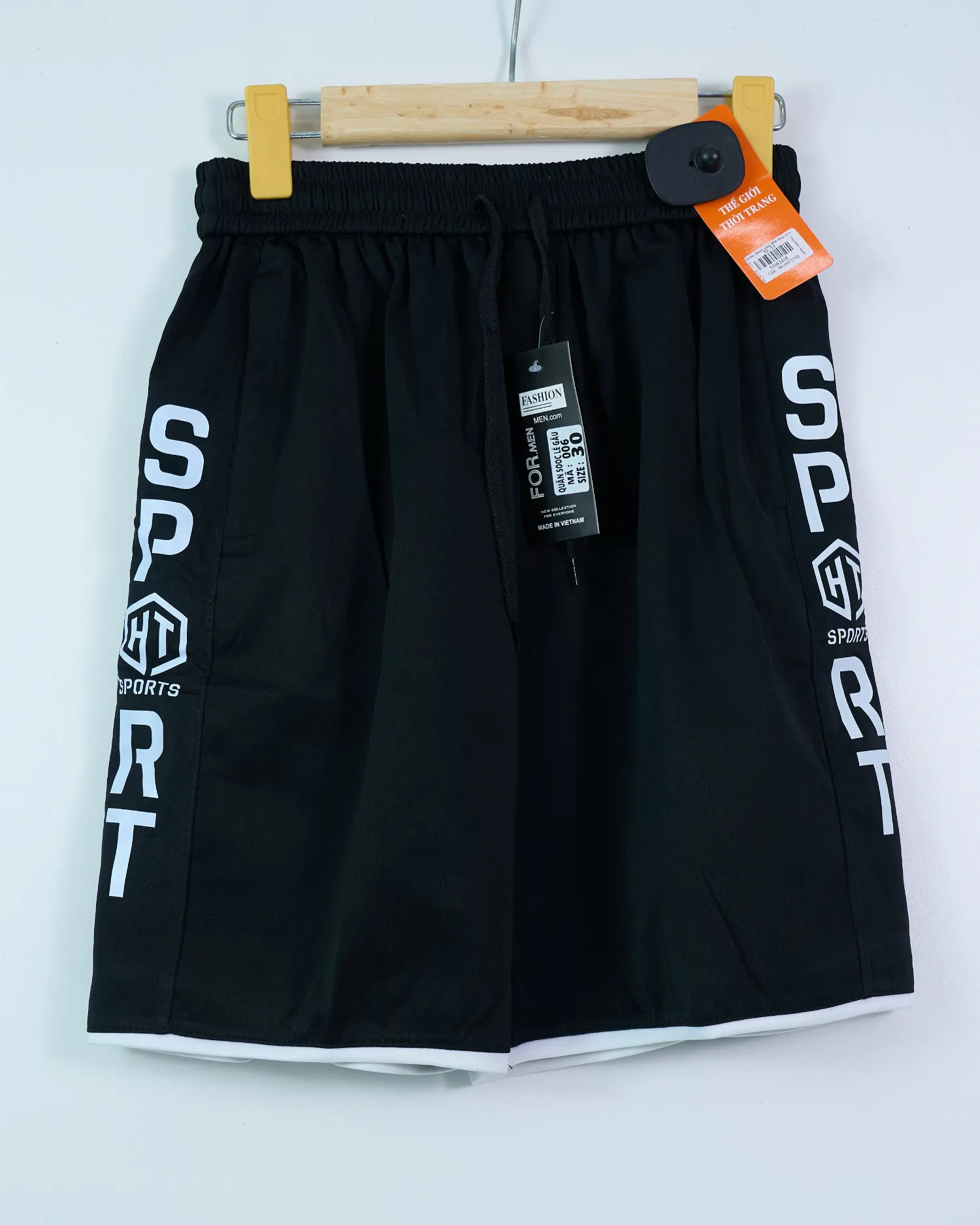 Quần short umi 006 đen size XL. TT