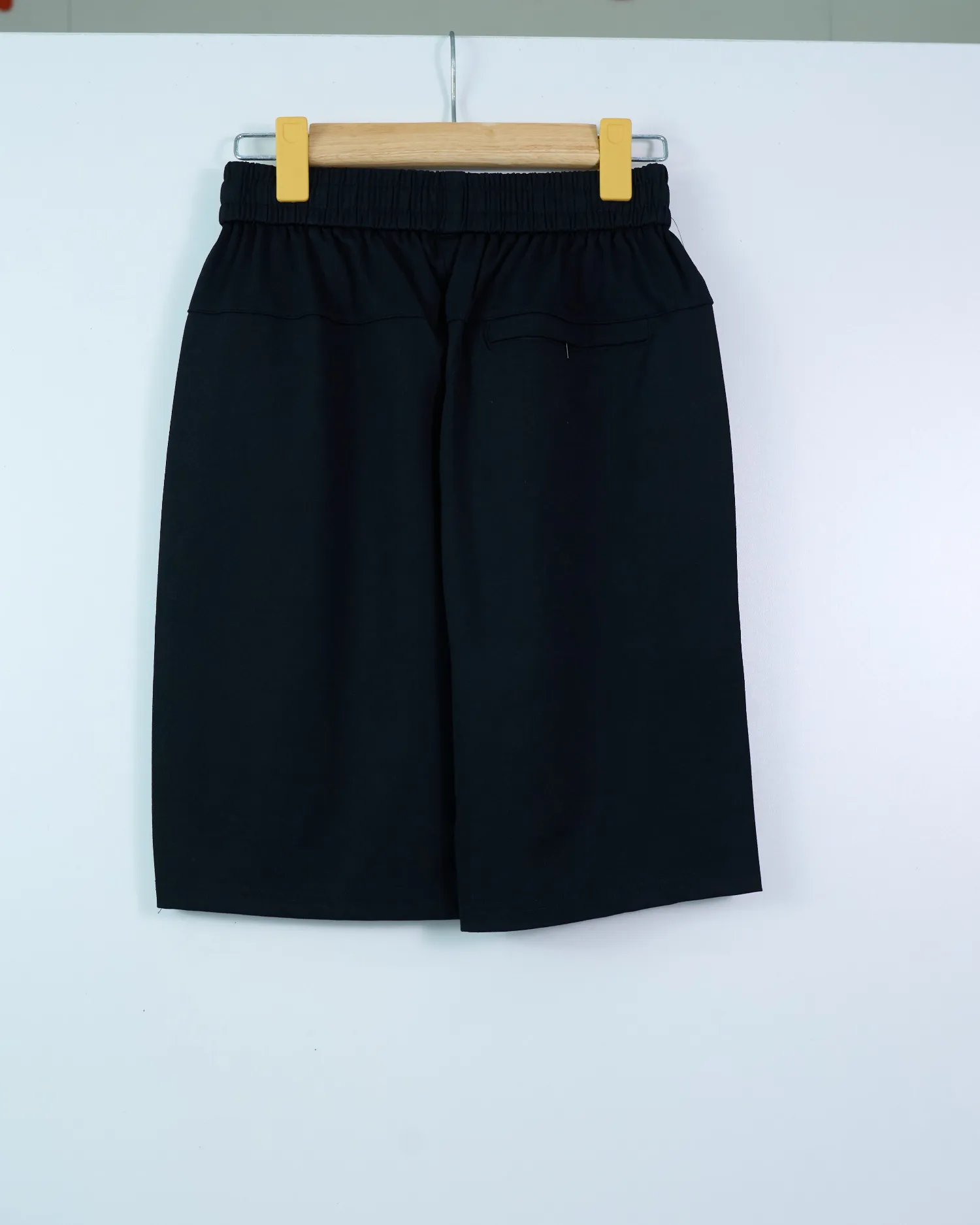Quần short umi hàn 303 chữ đen size 3XL . TT