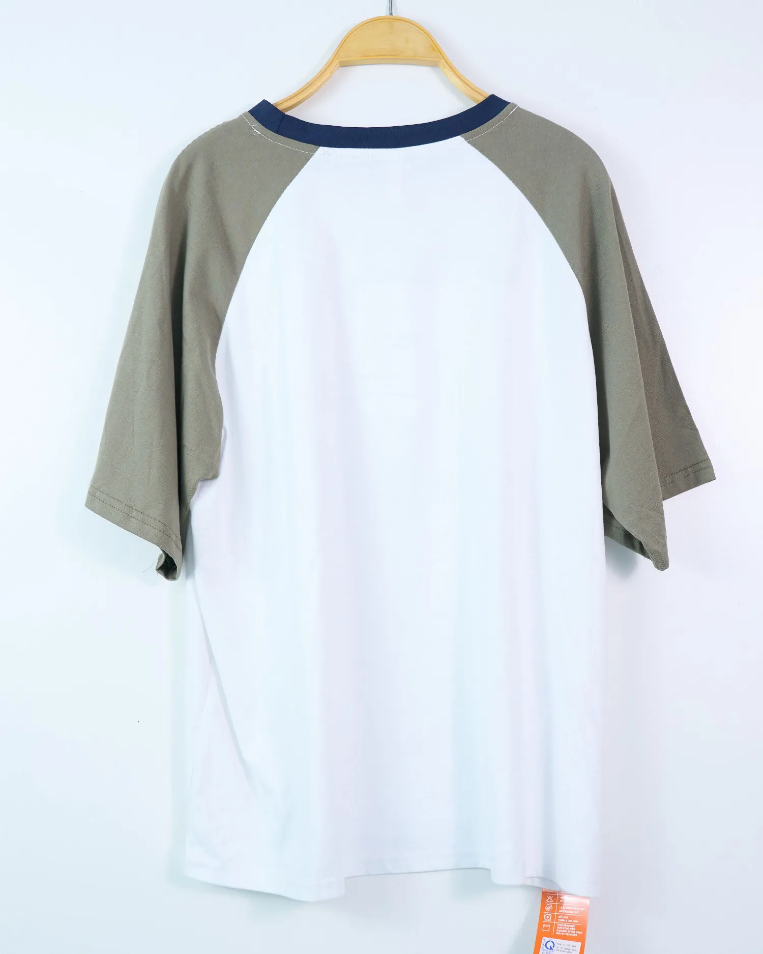 https://sieuthithanhdo.vn/images/products/thoi_trang/anhthoitranggoss/2026/nam2026online/thang3/23-3/%20P260421/original/%20P260421_3.webp
