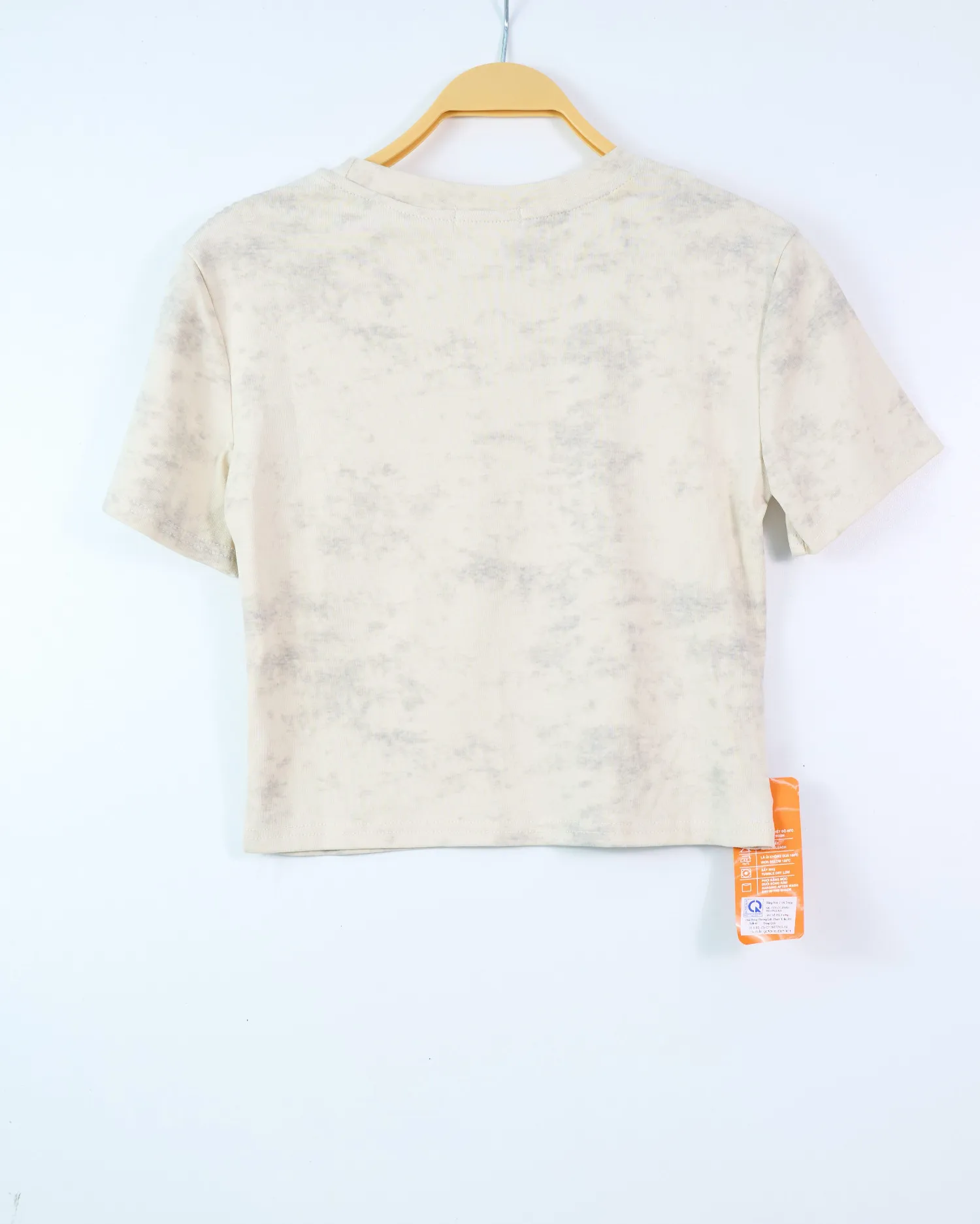 Áo phông nữ cổ tròn crop 870 cô gái kem SIEU03
