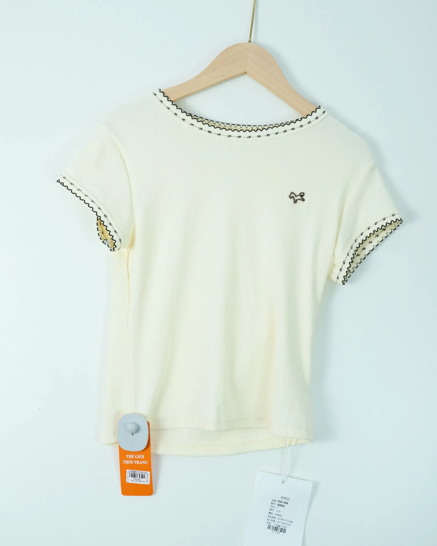 Áo phông nữ cổ tròn ôm cotton 8886 xanh H16.2026.1